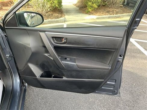 Used 2014 Toyota Corolla L image 13