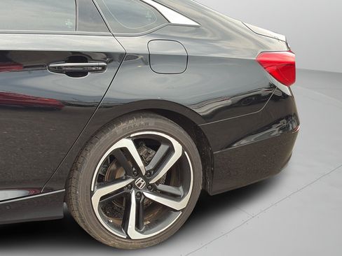 Used 2022 Honda Accord Sport image 25