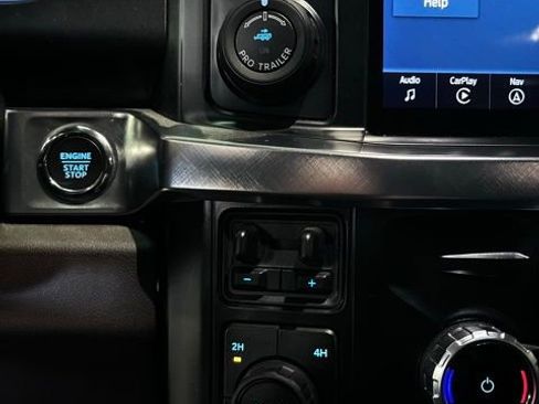 Used 2025 Ford F250 King Ranch w/ FX4 Off-Road Package image 29