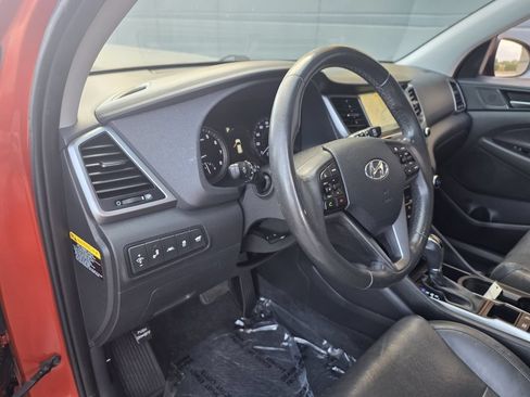 Used 2016 Hyundai Tucson Limited w/ Option Group 03 AWD/4WD image 11