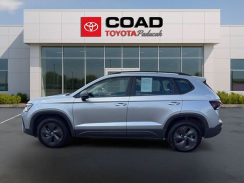Used 2025 Volkswagen Taos S FWD image 2
