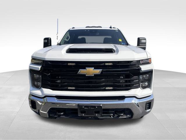 Used 2024 Chevrolet Silverado 3500 W/T w/ WT Convenience Package AWD/4WD image 12
