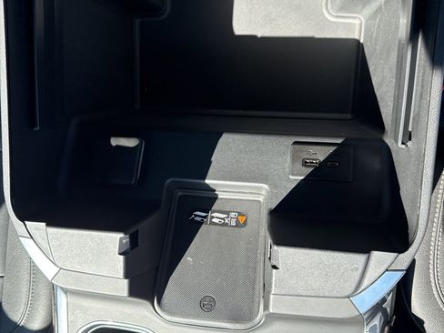 Used 2022 Chevrolet Silverado 1500 LT w/ All Star Edition Plus image 29