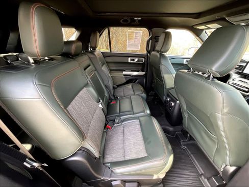 Used 2022 Ford Explorer Timberline AWD/4WD image 16