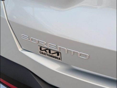Certified 2026 Kia Sorento S w/ S Panoramic Sunroof Package FWD image 18