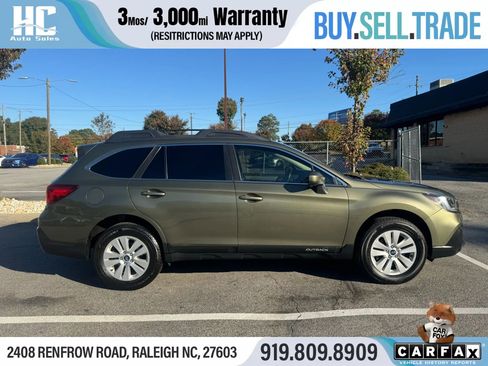 Used 2019 Subaru Outback 2.5i Premium image 6