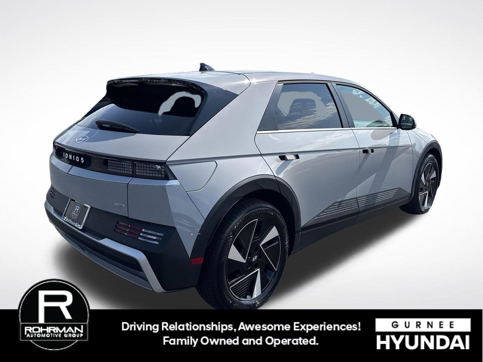 New 2026 Hyundai Ioniq 5 SE AWD/4WD image 9