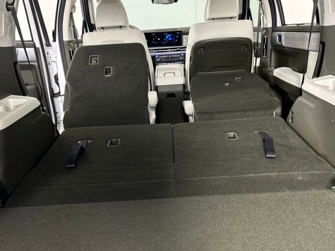 Certified 2025 Hyundai Santa Fe Calligraphy image 30