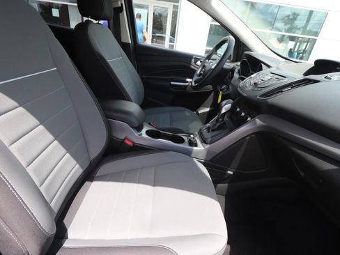 Used 2015 Ford Escape SE FWD image 12