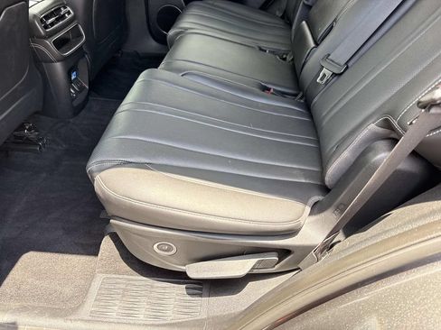 Used 2024 Genesis GV80 2.5T AWD/4WD image 15