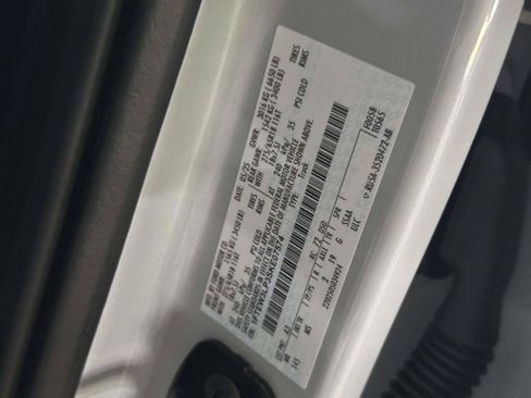 Certified 2025 Ford F150 XLT w/ Equipment Group 301A Standard AWD/4WD image 14