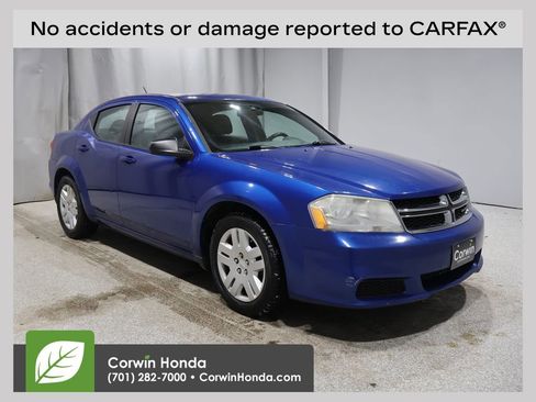 Used 2014 Dodge Avenger SE image 1