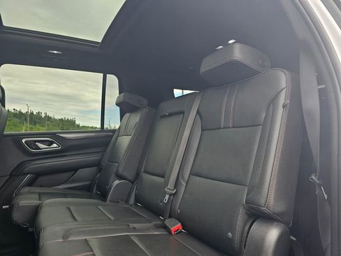 Used 2021 Chevrolet Suburban RST w/ Luxury Package AWD/4WD image 19