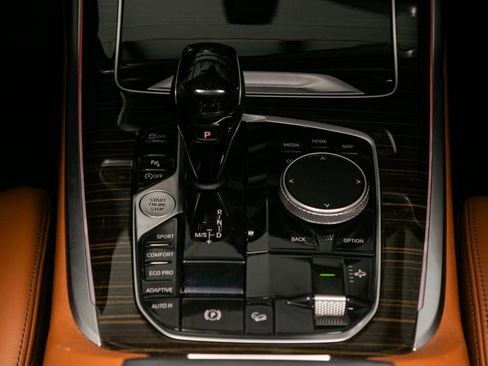 Used 2020 BMW X7 xDrive40i w/ Premium Package image 37