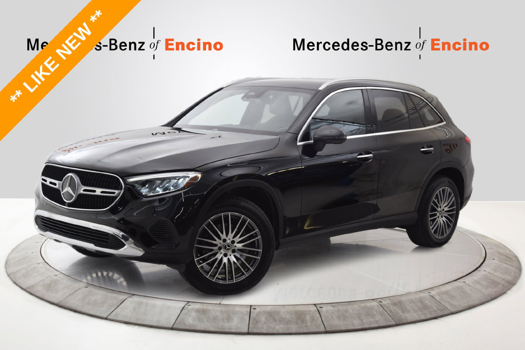 Used 2024 Mercedes-Benz GLC 300 4MATIC image 1
