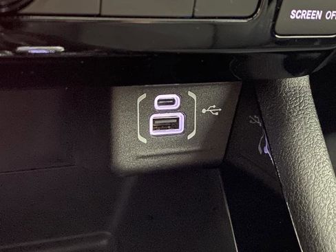 New 2026 Jeep Compass Latitude w/ Sun and Sound Group image 23