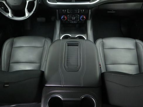 Used 2021 Chevrolet Tahoe LT image 16