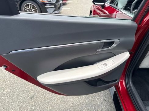Certified 2023 Hyundai Sonata SEL w/ Convenience Package image 15