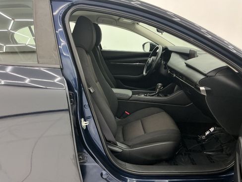 Used 2019 MAZDA MAZDA3 Sedan FWD image 15
