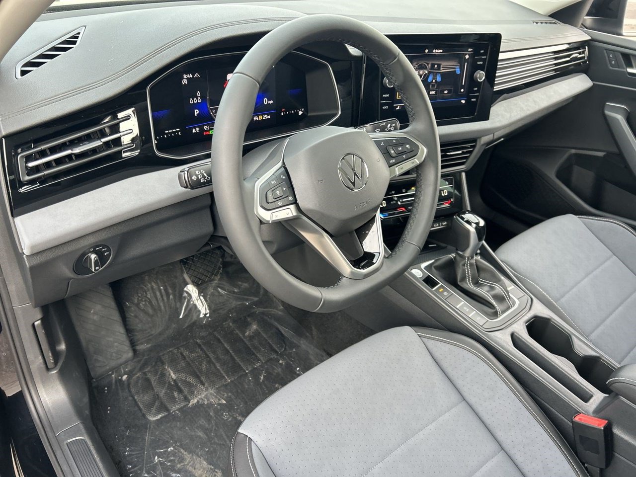 New 2027 Volkswagen Jetta SE FWD image 14