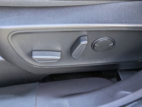 Used 2023 Ford Escape ST-Line w/ Tech Pack #1 image 18