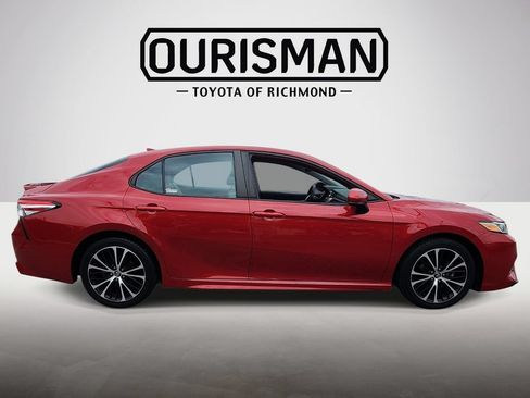 Certified 2020 Toyota Camry SE w/ Carpet Mat Package FWD image 8