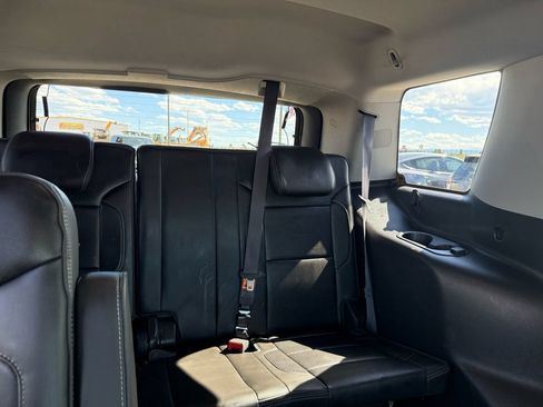 Used 2015 GMC Yukon Denali w/ Touring Package AWD/4WD image 25