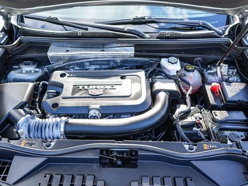 Used 2024 Cadillac XT4 Premium Luxury image 27