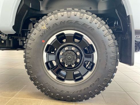 New 2026 Ford F250 Lariat w/ Tremor Off-Road Package AWD/4WD image 32