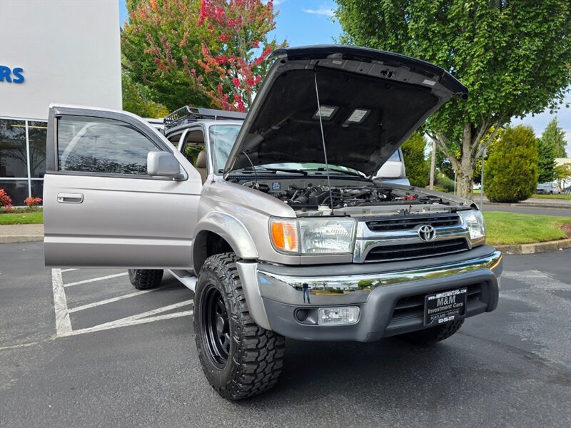 Used 2002 Toyota 4Runner SR5 AWD/4WD image 26