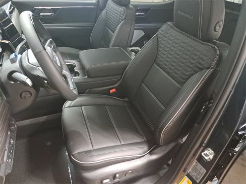 New 2025 GMC Sierra EV Denali image 14