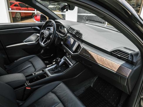 Used 2019 Audi Q3 2.0T Premium Plus w/ Premium Plus Package AWD/4WD image 13