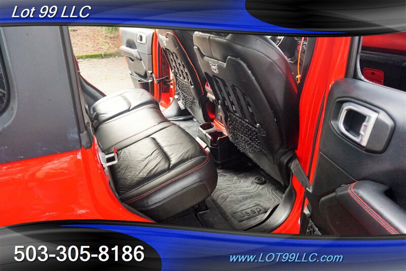 Used 2018 Jeep Wrangler Unlimited Rubicon AWD/4WD image 31