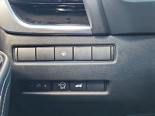 Used 2026 Nissan Rogue SL FWD image 16