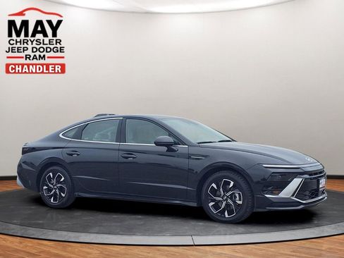 Used 2025 Hyundai Sonata SEL FWD image 20