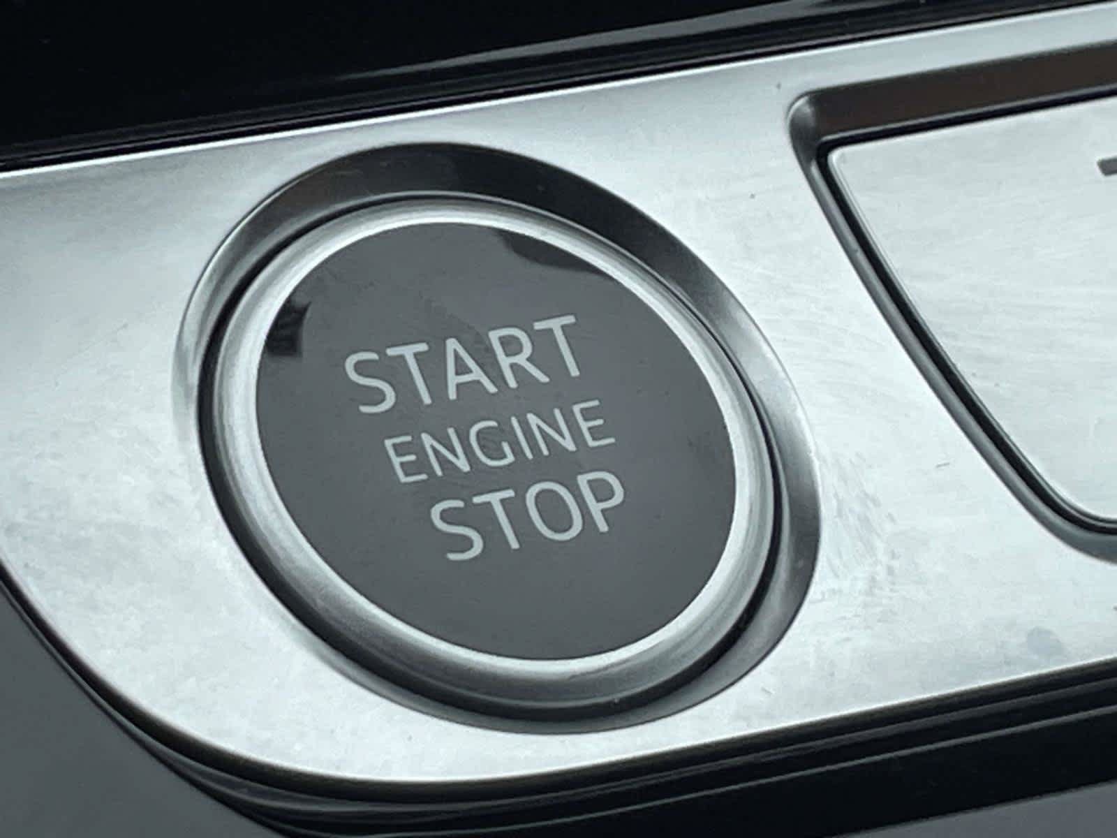 Certified 2025 Audi A8 L 3.0T w/ Executive Package AWD/4WD image 45