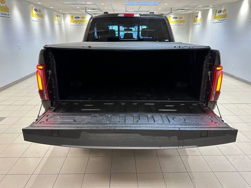 Used 2024 Ford F150 Lariat w/ FX4 Off-Road Package image 25