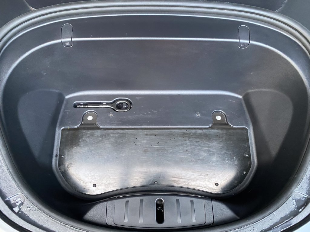 Used 2019 Tesla Model 3 Mid Range RWD image 10