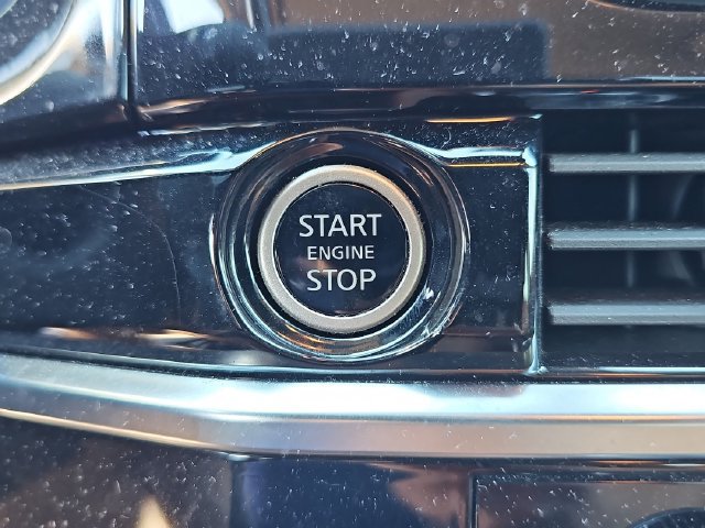 Used 2024 Nissan Pathfinder Platinum FWD image 33