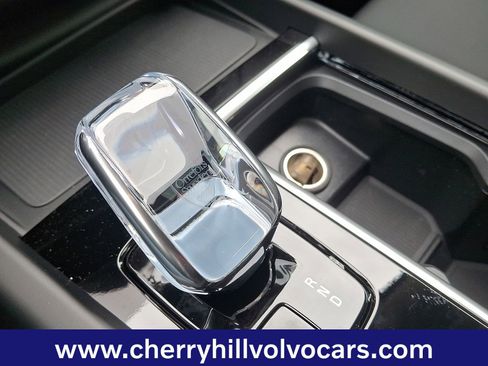 New 2026 Volvo XC60 B5 Plus w/ Protection Package Premier image 13