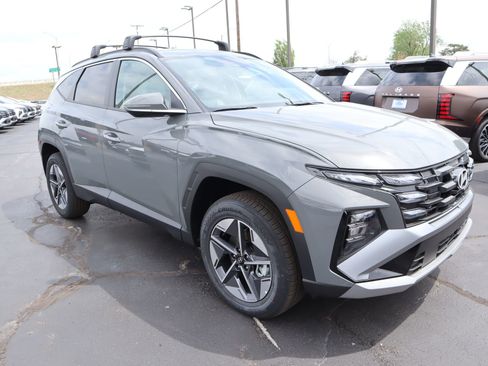New 2026 Hyundai Tucson SEL w/ Tow & Go Package AWD/4WD image 1