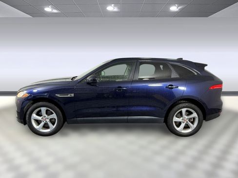 Used 2018 Jaguar F-PACE Premium image 2