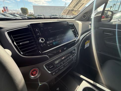 New 2026 Honda Ridgeline RTL image 13