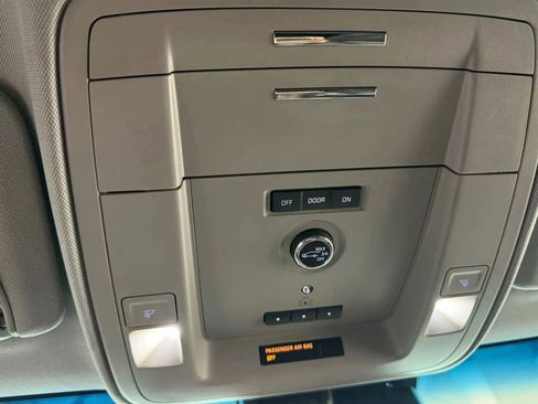 Used 2019 Chevrolet Tahoe LT image 33