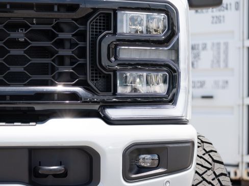Certified 2025 Ford F250 Lariat w/ Lariat Ultimate Package AWD/4WD image 12