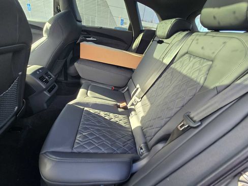 New 2025 Audi SQ5 Premium Plus image 20