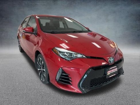 Used 2017 Toyota Corolla L image 4