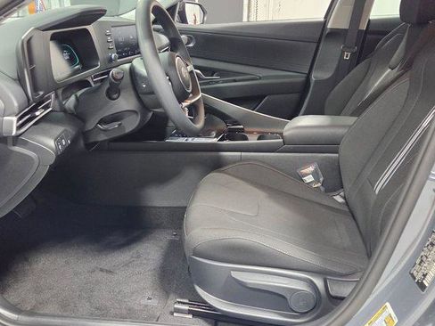 New 2026 Hyundai Elantra Blue image 5