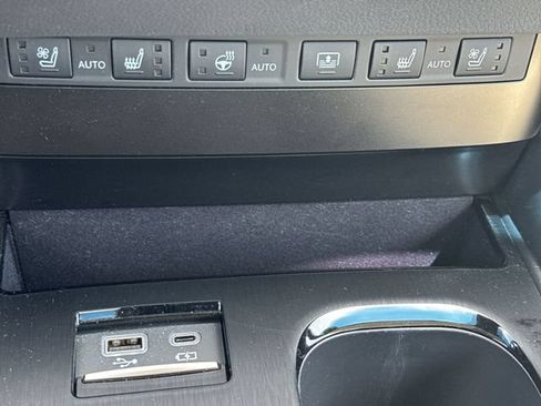 Used 2025 Lexus ES 350 Ultra Luxury w/ Accessory Package (Z1) FWD image 24