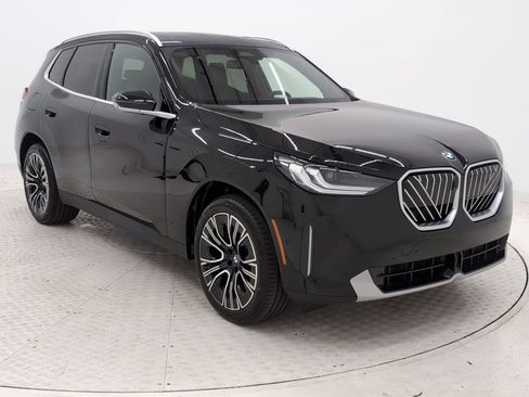 Used 2025 BMW X3 xDrive30i image 7